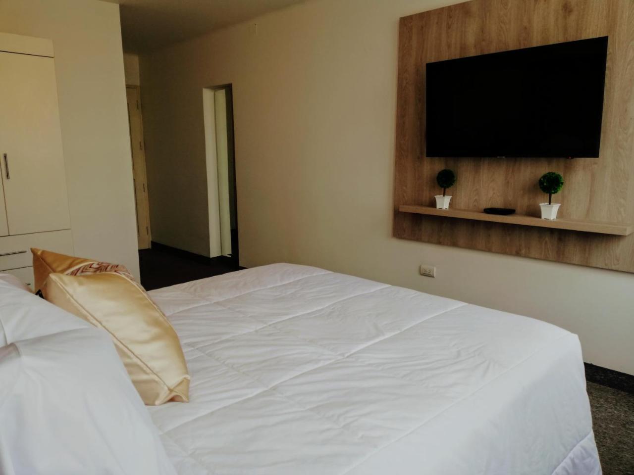 Miraflores Boutique Hotel Lima Bagian luar foto